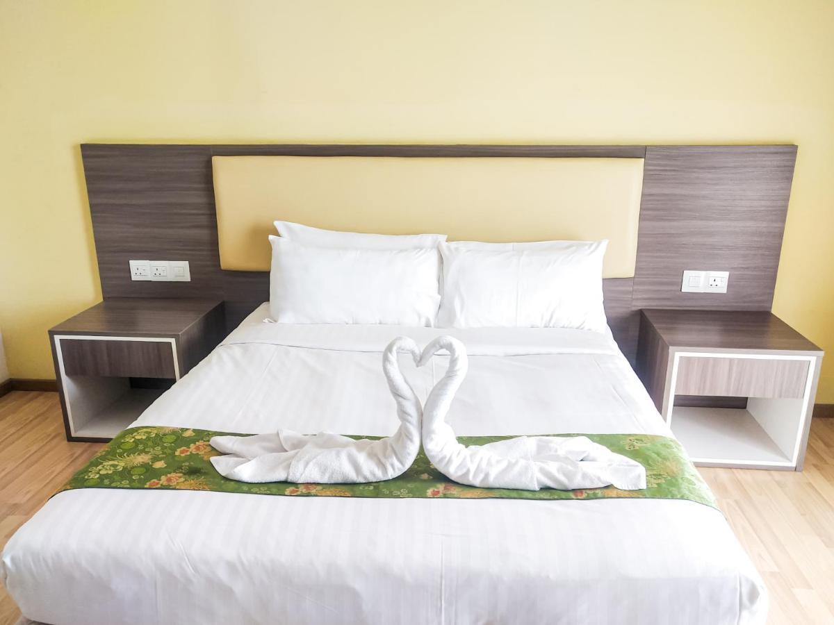Gloria Swiss Apartment Melaka آير كيروه الغرفة الصورة