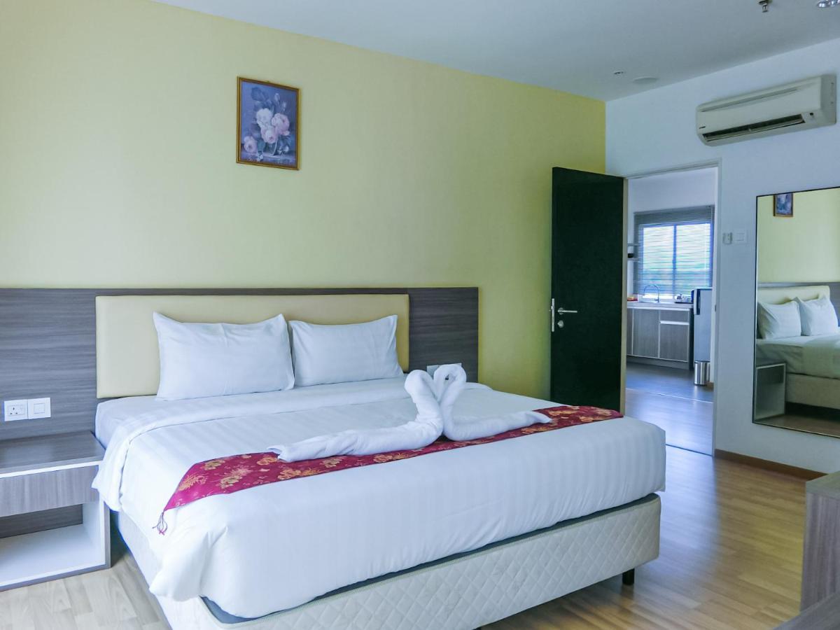 Gloria Swiss Apartment Melaka آير كيروه الغرفة الصورة